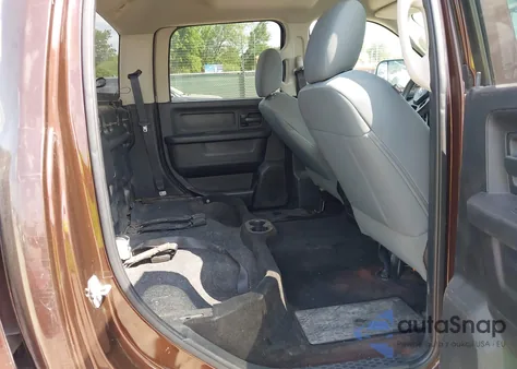 2015 Ram 2500 Tradesman из США, поврежденный, VIN 3C6UR5CL3FG505570